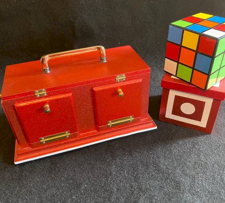 The Die-Solving Cube - Practical Magic